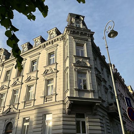 Residence Polonia Karlovy Vary Exterior foto